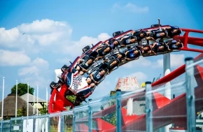 Искривленное пространство от Vekoma